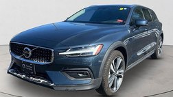 2025 Volvo V60 Cross Country B5 Plus