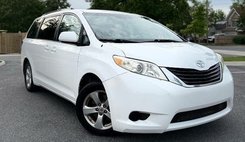 2013 Toyota Sienna LE 8-Passenger