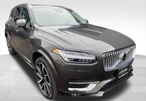 2023 Volvo XC90 B6 Plus Bright Theme 7P