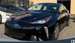 2021 Toyota Prius LE