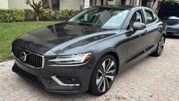 2023 Volvo S60 B5 Ultimate Bright Theme