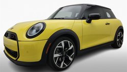 2025 MINI Hardtop Cooper S Signature Trim