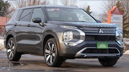 2026 Mitsubishi Outlander SE