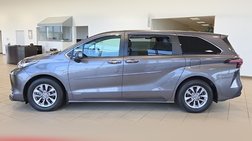 2021 Toyota Sienna XLE 7-Passenger