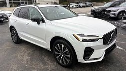 2023 Volvo XC60 B5 Plus Dark Theme