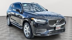 2022 Volvo XC90 T6 Momentum 7-Passenger