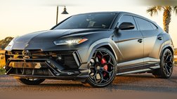 2023 Lamborghini Urus Performante