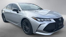 2020 Toyota Avalon Hybrid XSE