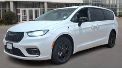 2024 Chrysler Pacifica Hybrid S Appearance