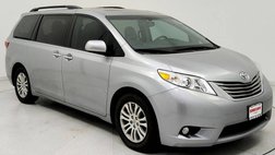 2017 Toyota Sienna XLE