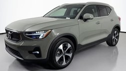 2025 Volvo XC40 B5 Plus Bright Theme