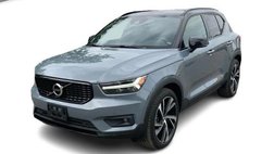 2022 Volvo XC40 T5 R-Design