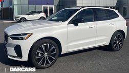 2025 Volvo XC60 B5 Plus Dark Theme