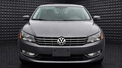 2013 Volkswagen Passat V6 SE