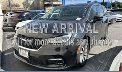 2023 Chrysler Pacifica Hybrid Touring L