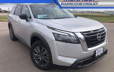 2024 Nissan Pathfinder S