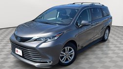 2022 Toyota Sienna Platinum 7-Passenger