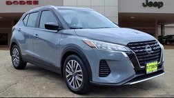 2023 Nissan Kicks SV