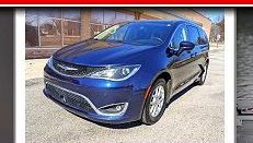 2020 Chrysler Pacifica Touring
