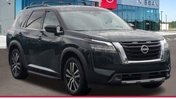 2023 Nissan Pathfinder Platinum