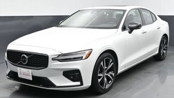 2024 Volvo S60 B5 Core Dark Theme
