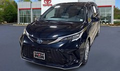 2023 Toyota Sienna XSE 7-Passenger