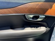 2023 Volvo XC90 B6 Plus Bright Theme 7P