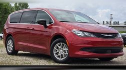 2025 Chrysler Voyager LX