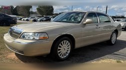 2005 Lincoln Town Car Signature