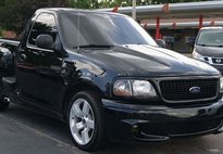 1999 Ford F-150 SVT LIGHTNING Base