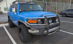 2014 Toyota FJ Cruiser Base