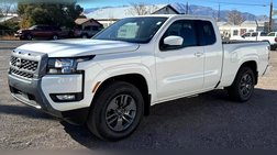 2025 Nissan Frontier SV