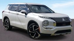 2023 Mitsubishi Outlander SE
