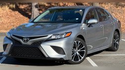 2020 Toyota Camry SE