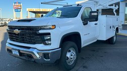 2024 Chevrolet Silverado 3500HD CC Work Truck