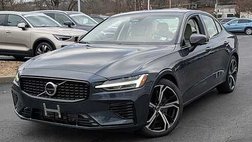 2023 Volvo S60 Recharge T8 Plus Dark Theme