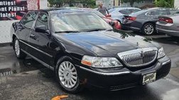 2005 Lincoln Town Car Signature Limited