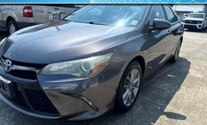 2016 Toyota Camry XLE