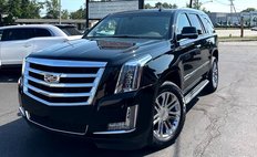 2016 Cadillac Escalade Standard