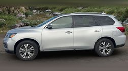 2020 Nissan Pathfinder SV