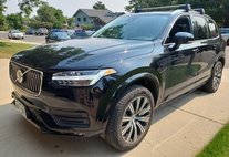2023 Volvo XC90 B6 Core