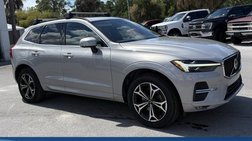 2022 Volvo XC60 B5 Momentum