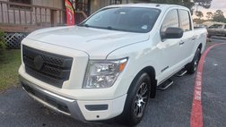 2021 Nissan Titan SV