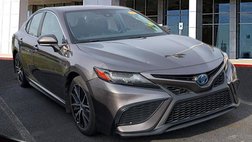 2022 Toyota Camry Hybrid SE