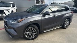 2022 Toyota Highlander Hybrid Platinum