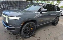 2024 Rivian R1S Adventure