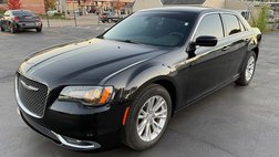 2020 Chrysler 300 Touring