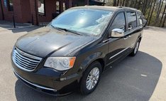 2013 Chrysler Town and Country Limited