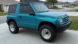 1998 Chevrolet Tracker Base