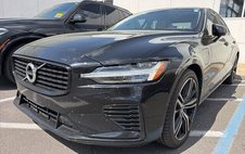 2021 Volvo S60 Recharge T8 R-Design Expression